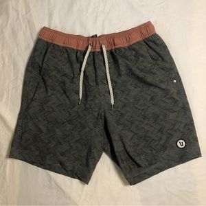 NWOT Vuori Men’s Shorts Size Medium